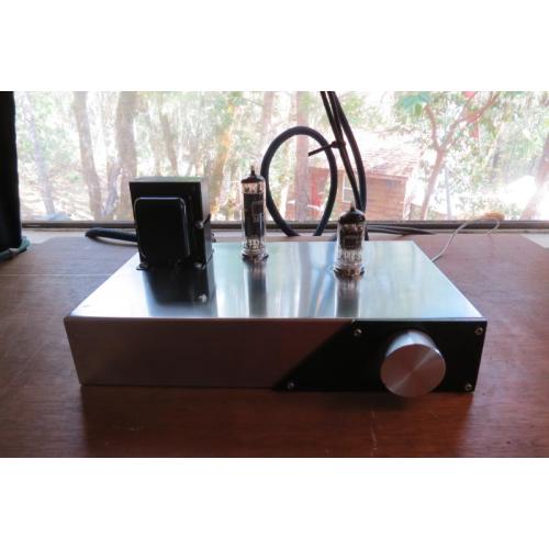 Customer image:<br/>"Perfect chassis for my universol 12ax7 tube preamp"